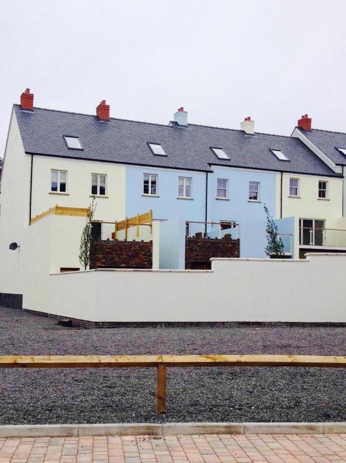 Central Modern Townhouse In Saundersfoot Vila Exterior foto