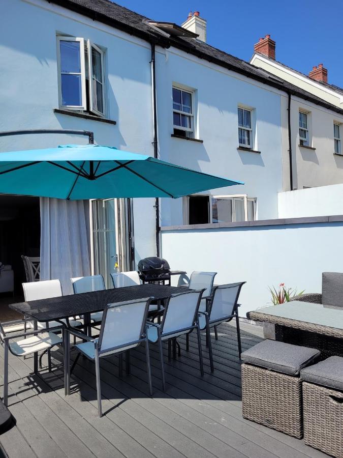 Central Modern Townhouse In Saundersfoot Vila Exterior foto
