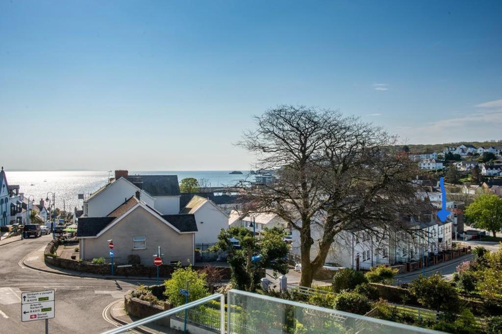 Central Modern Townhouse In Saundersfoot Vila Exterior foto